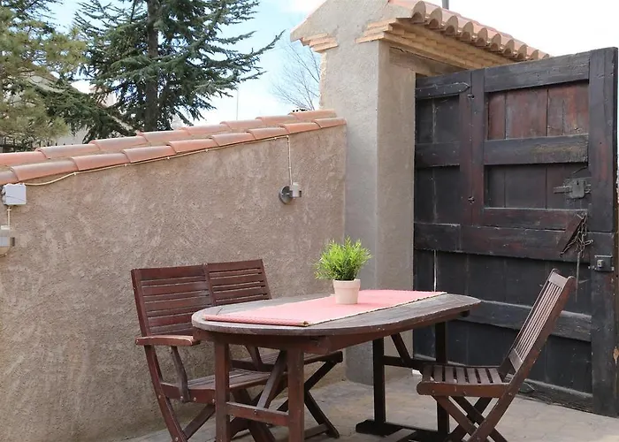 Rural Abriles فندق *